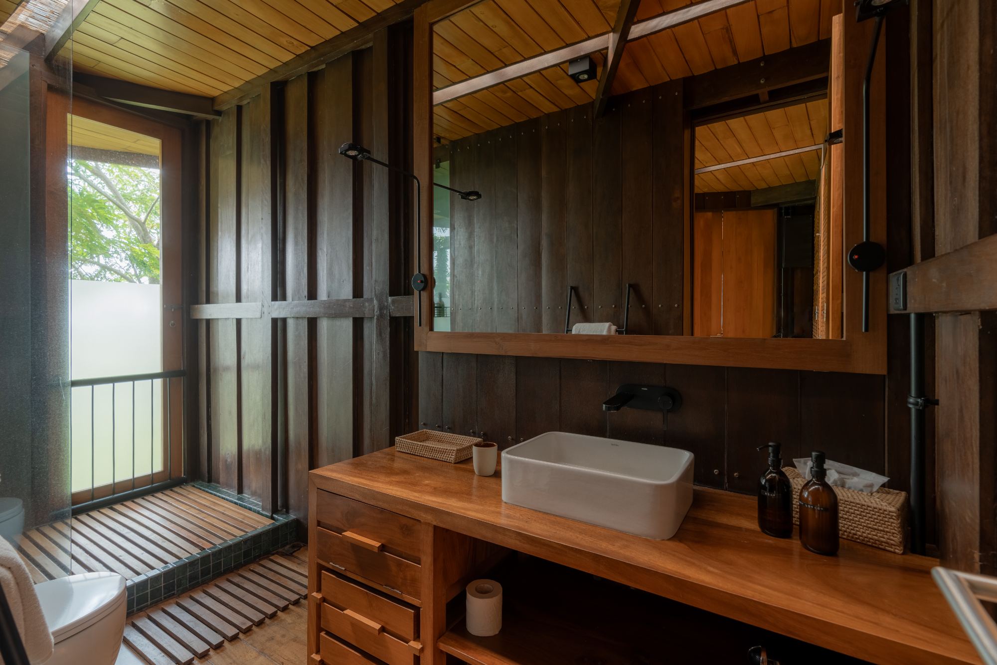 Ensuite bathroom